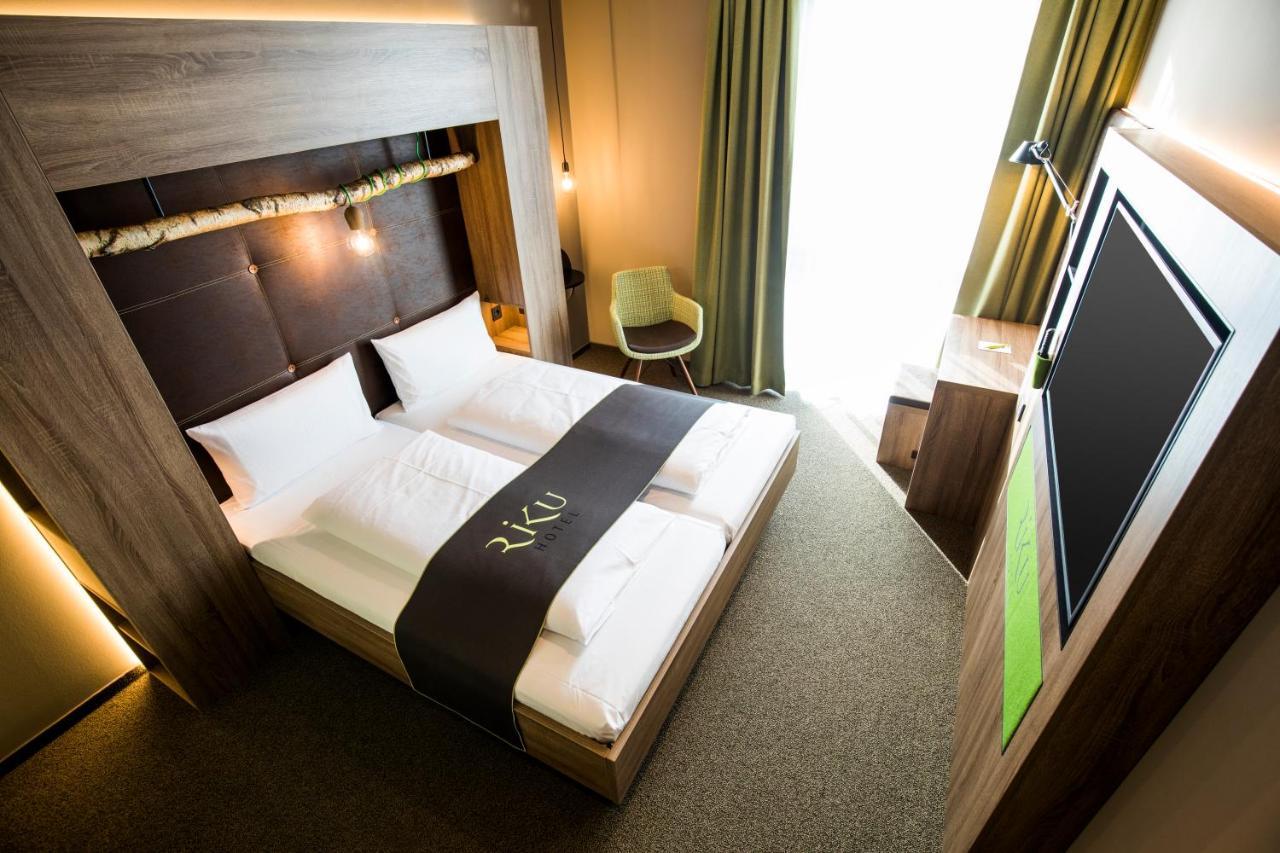 Riku Hotel Пфулендорф Екстериор снимка